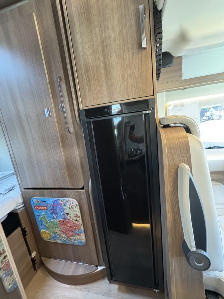 Camper Van XL Select Limited (Automatique)