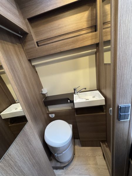 Camper Van XL Select Limited (Automatique)