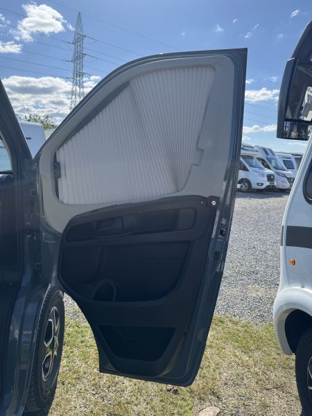Camper Van XL Select Limited (Automatique)