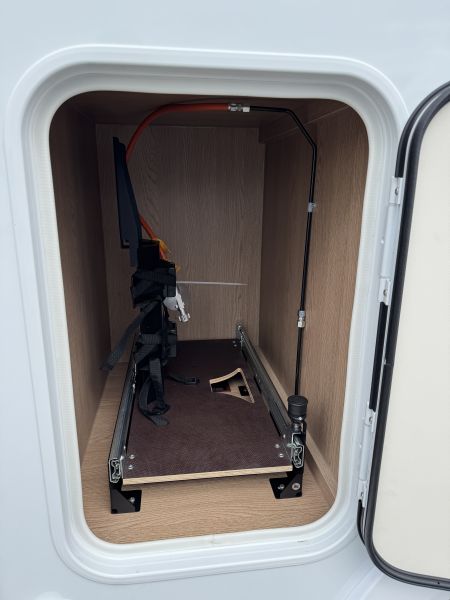 Nero T 710 GE (Automatique)