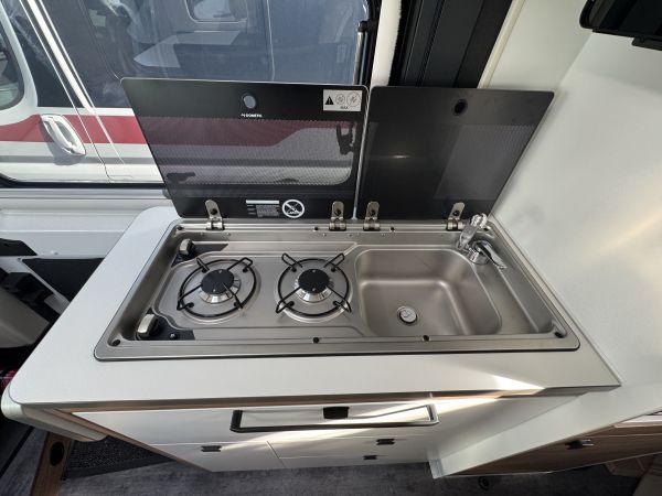 V 633 M boite (Automatique)