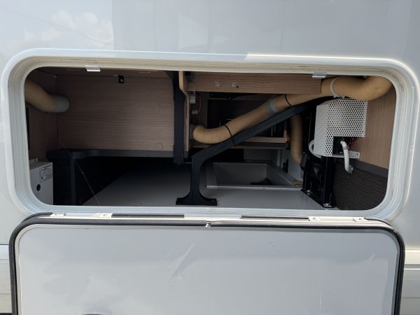 Carthago C-Tourer T 143 LE (Automatique)