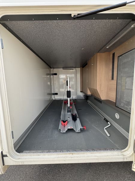 Carthago C-Tourer T 143 LE (Automatique)