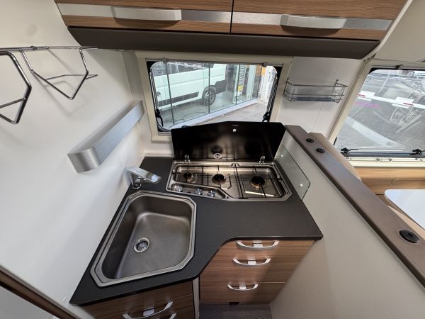 Matrix Axess 670 SL