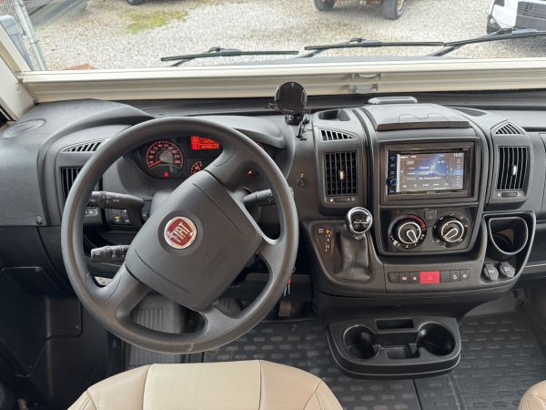 896 (Automatique)
