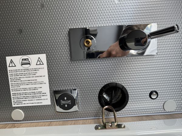 696 F Edition Spéciale 65 ans 2026 (Automatique)