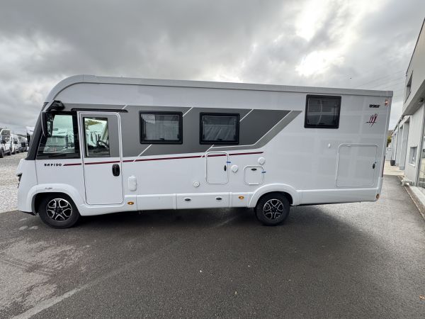 896 F 2026 (Automatique)