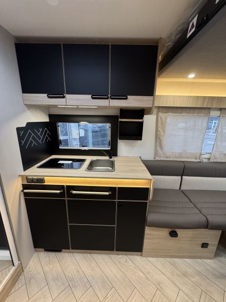 Titanium Line 640 Ford 2026 (Automatique)