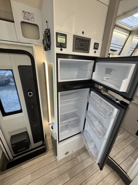 321 Avantgarde 2026 (Automatique)