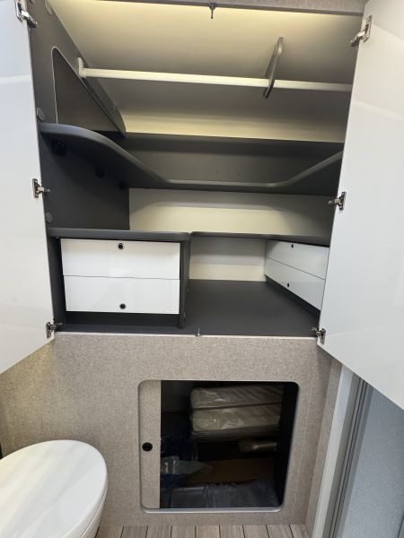 321 Avantgarde 2026 (Automatique)