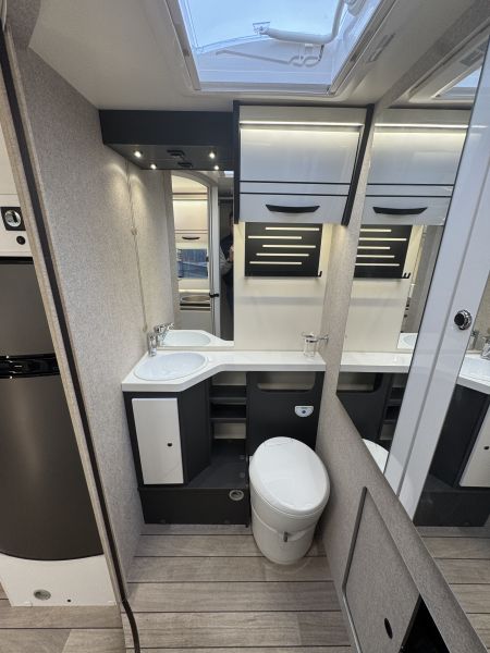 321 Avantgarde 2026 (Automatique)