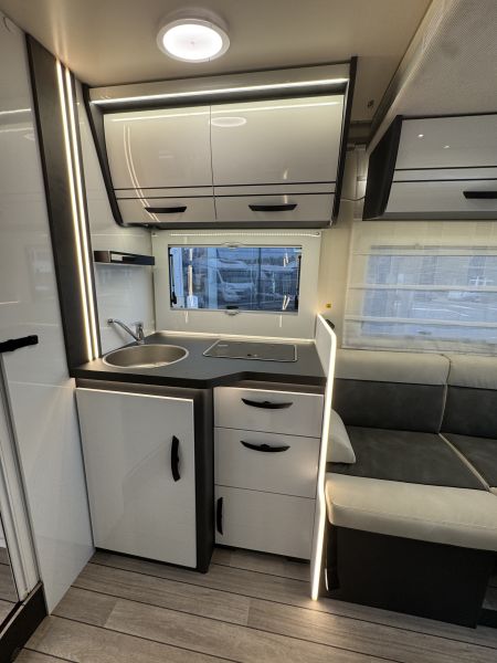 321 Avantgarde 2026 (Automatique)