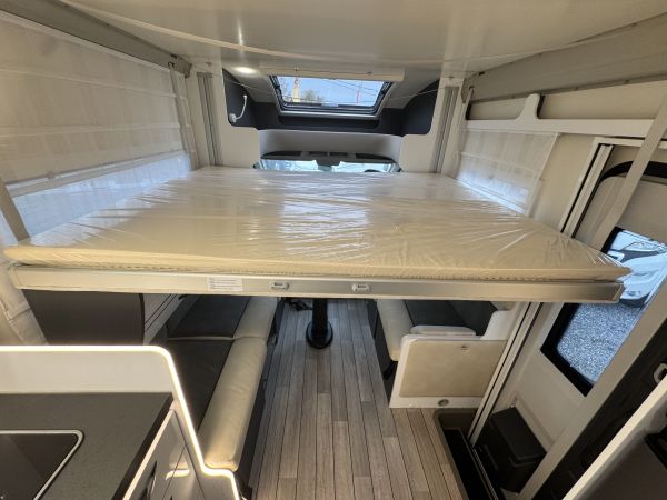 321 Avantgarde 2026 (Automatique)