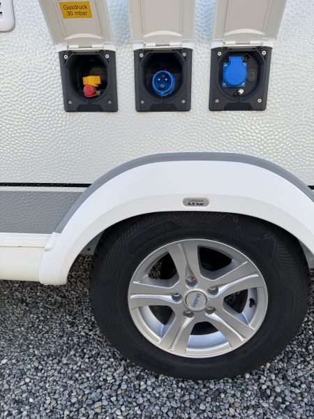 400 SFF De Luxe 2026