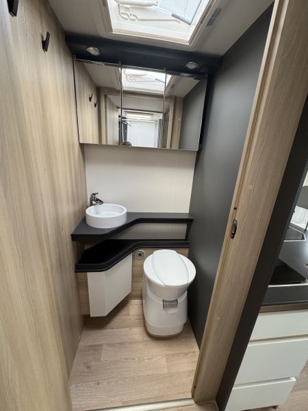 JC740 Famili 2026 (Automatique)