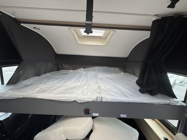 JC740 Famili 2026 (Automatique)