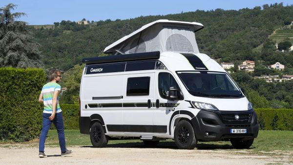 V594 UP First Line 2026 (Automatique)