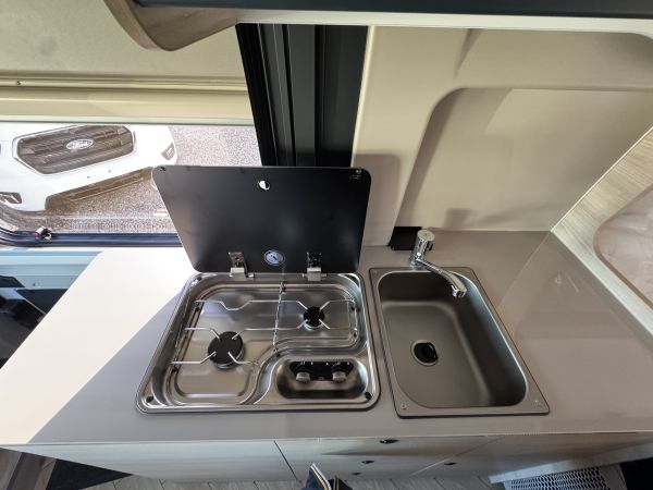 V594 UP First Line 2026 (Automatique)