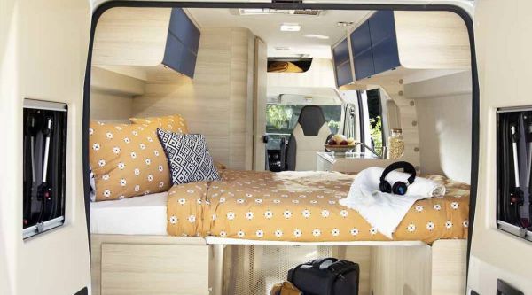 V594 UP First Line 2026 (Automatique)