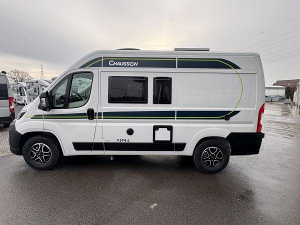 V594 S First Line 2026 (Automatique)