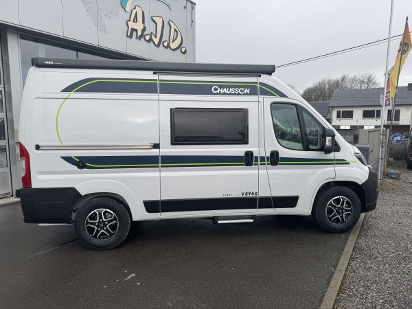 V594 S First Line 2026 (Automatique)