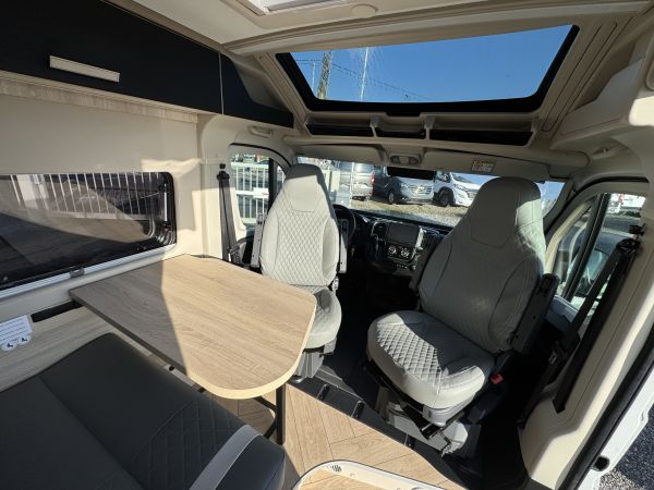 V594 Sport Line 2026 (Automatique)