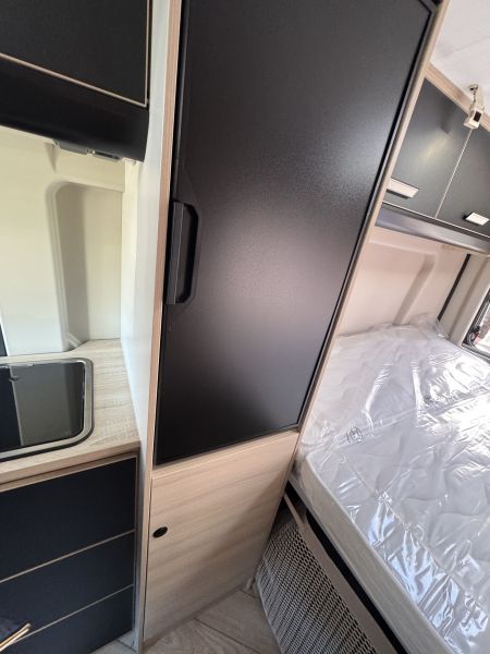 V594 Sport Line 2026 (Automatique)