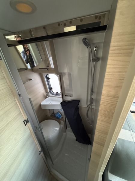 V594 MAX Sport Line 2026 (Automatique)