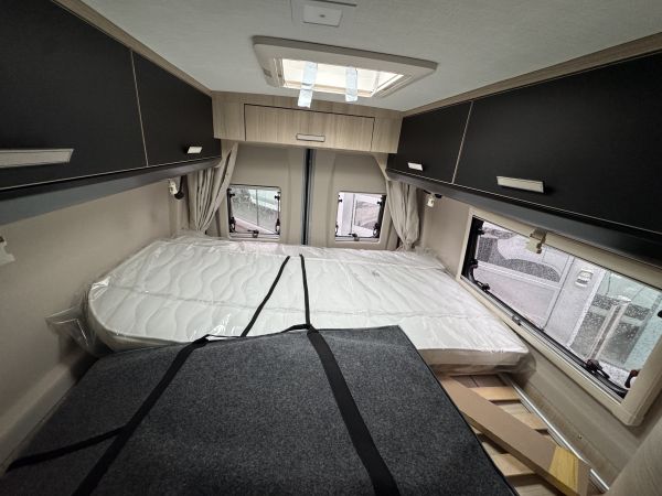 V697 Sport Line 2026 (Automatique)