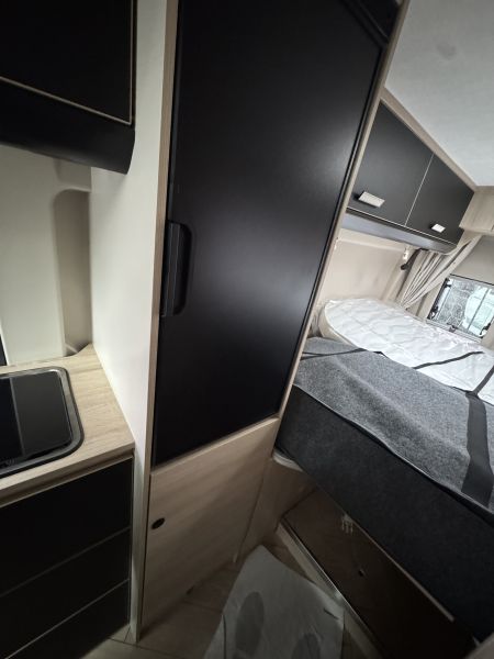 V697 Sport Line 2026 (Automatique)