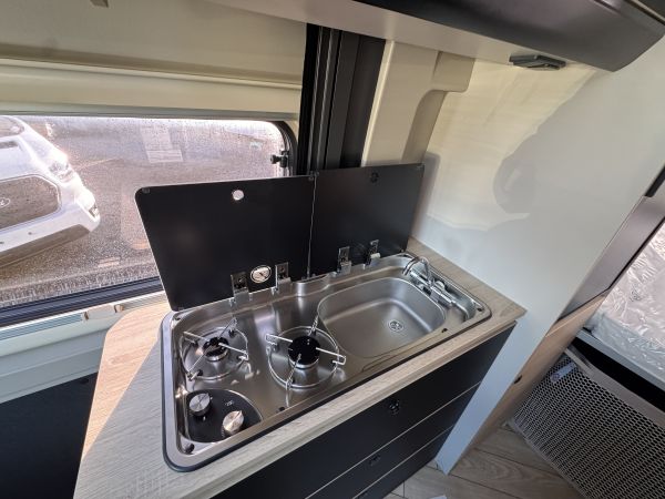 V697 Sport Line 2026 (Automatique)