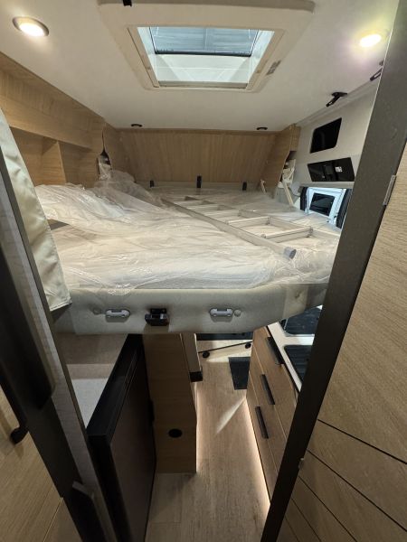 Living Van Select 2026 (Automatique)