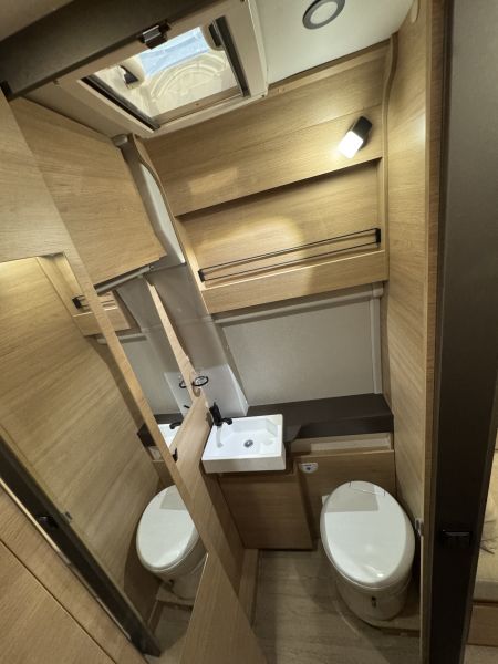 Living Van Select 2026 (Automatique)