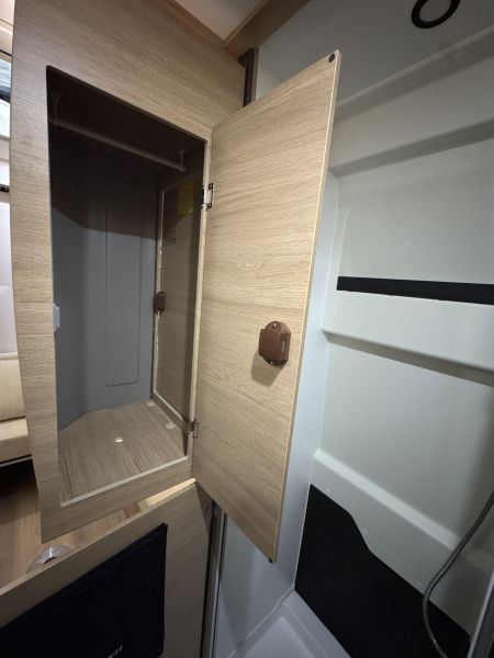 Living Van Select 2026 (Automatique)