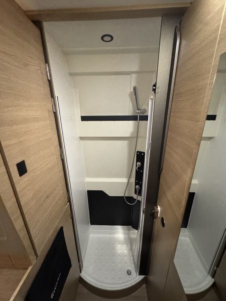 Living Van Select 2026 (Automatique)