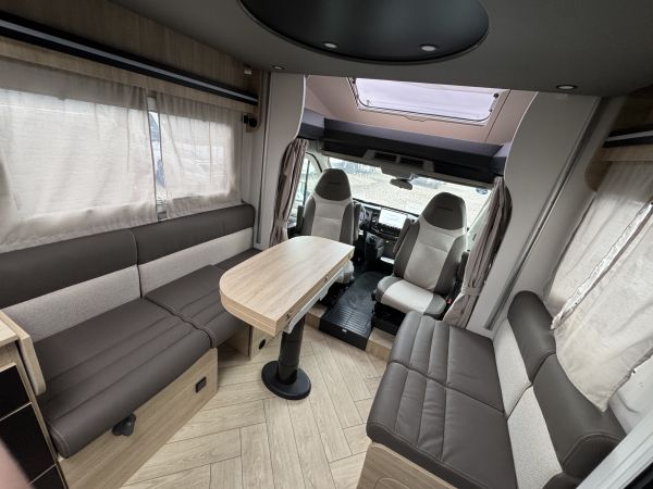 Titanium Line 650 Ford 2026 (Automatique)