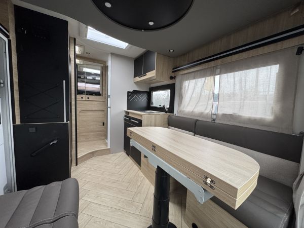 Titanium Line 650 Ford 2026 (Automatique)