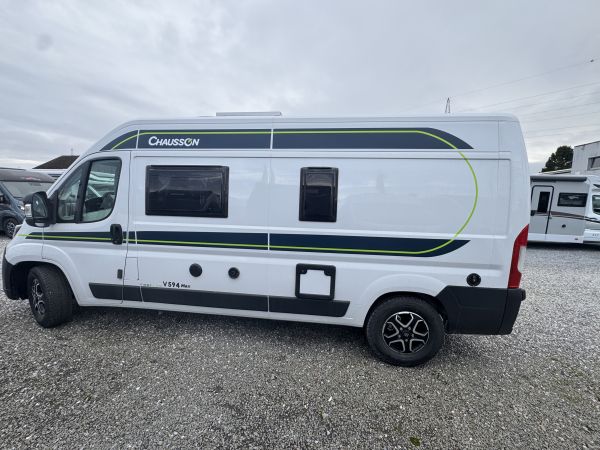 V594 M First Line 2026 (Automatique)