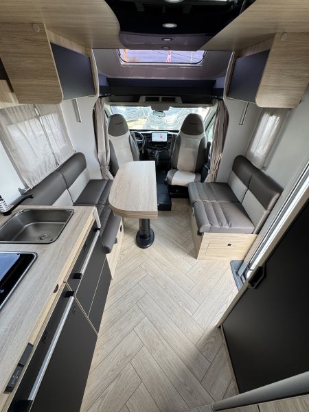 Titanium Line 797 Ford 2026 (Automatique)