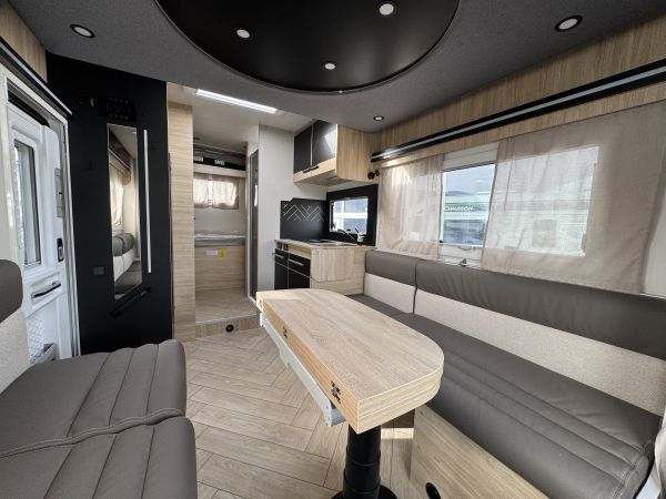 Titanium Line 720 Ford 2026 (Automatique)