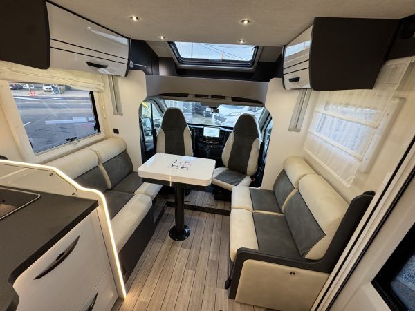 381 Avantgarde 2026 (Automatique)