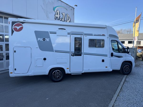 P696 Evidence + (Automatique)