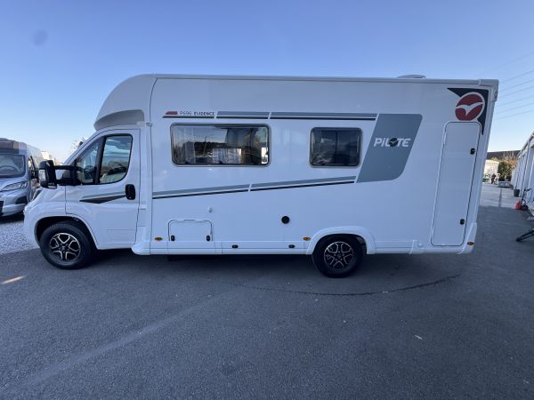 P696 Evidence + (Automatique)