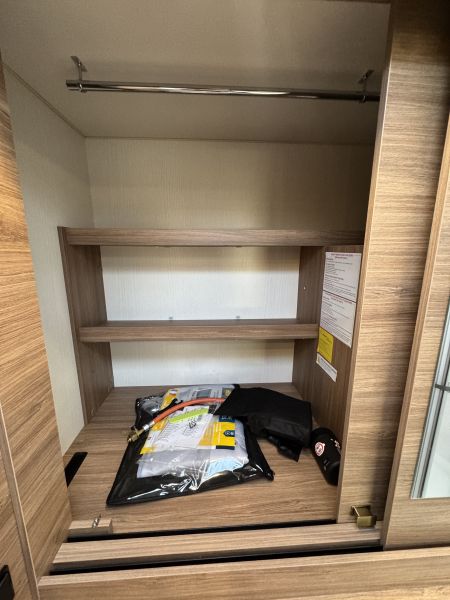 P696 Evidence + (Automatique)