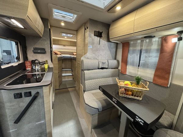 C55 Compact Night Edition (Automatique) (Attelage)