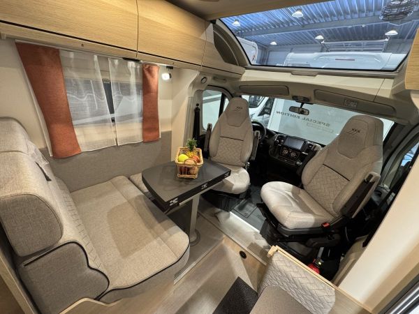 C55 Compact Night Edition (Automatique) (Attelage)