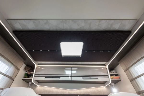 Carat 870 2026 (Automatique) 