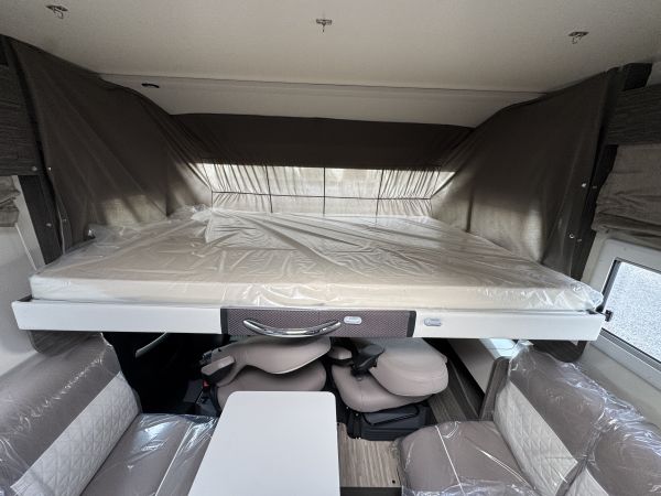 Carat 881 2026 (Automatique) 