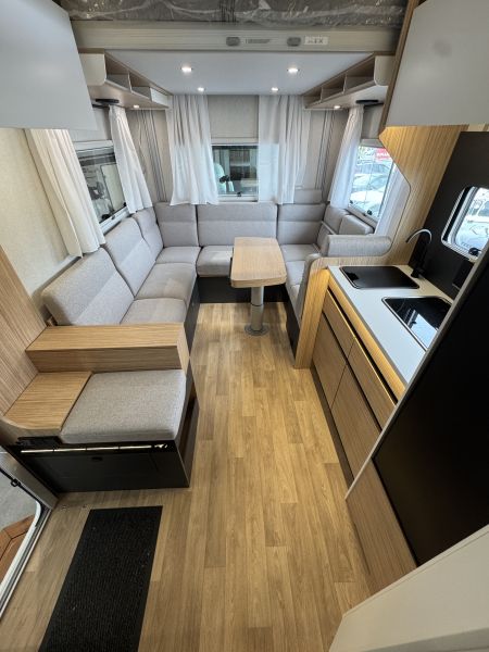 P 720U EXPRESSION 2026 (Automatique) 