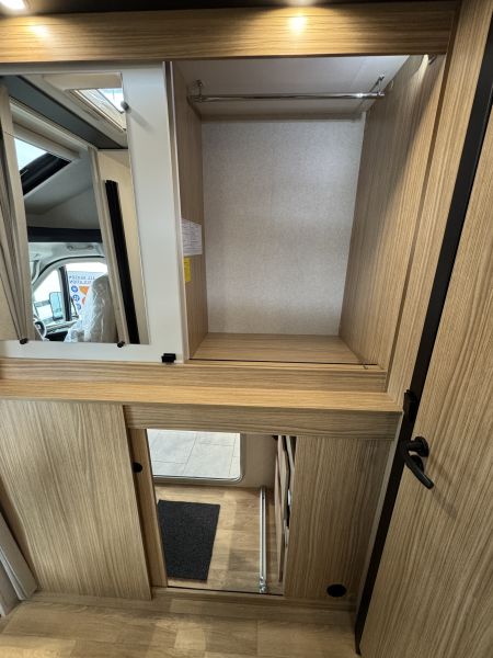 P 720U EXPRESSION 2026 (Automatique) 